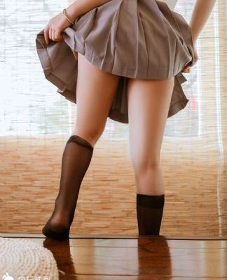 多个美女圣水调教vk_蓝光超清在线观看