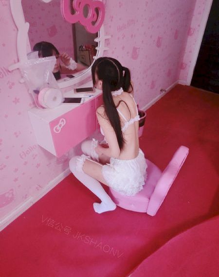 寡妇与大狼交aⅴ_BD英语神马在线观看