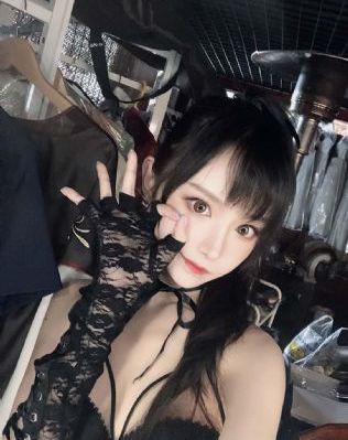 黄蓉解开乳罩喂奶老头_剧情片高清在线观看